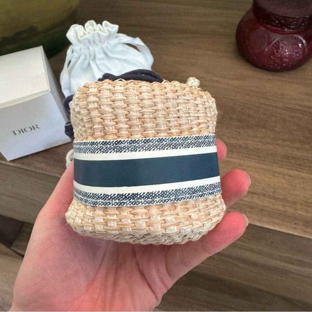 GWP Dior Cream and Navy Woven Mini VIP Bag
 (Box Not Included) - Picture 5 of 8